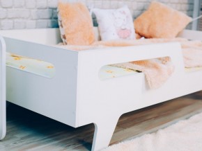 Кровать детская Бэби белая в Волчанске - volchansk.magazinmebel.ru | фото - изображение 2